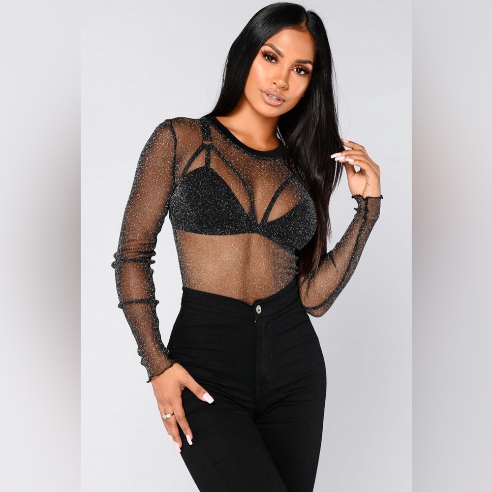 FASHION NOVA Top Size M